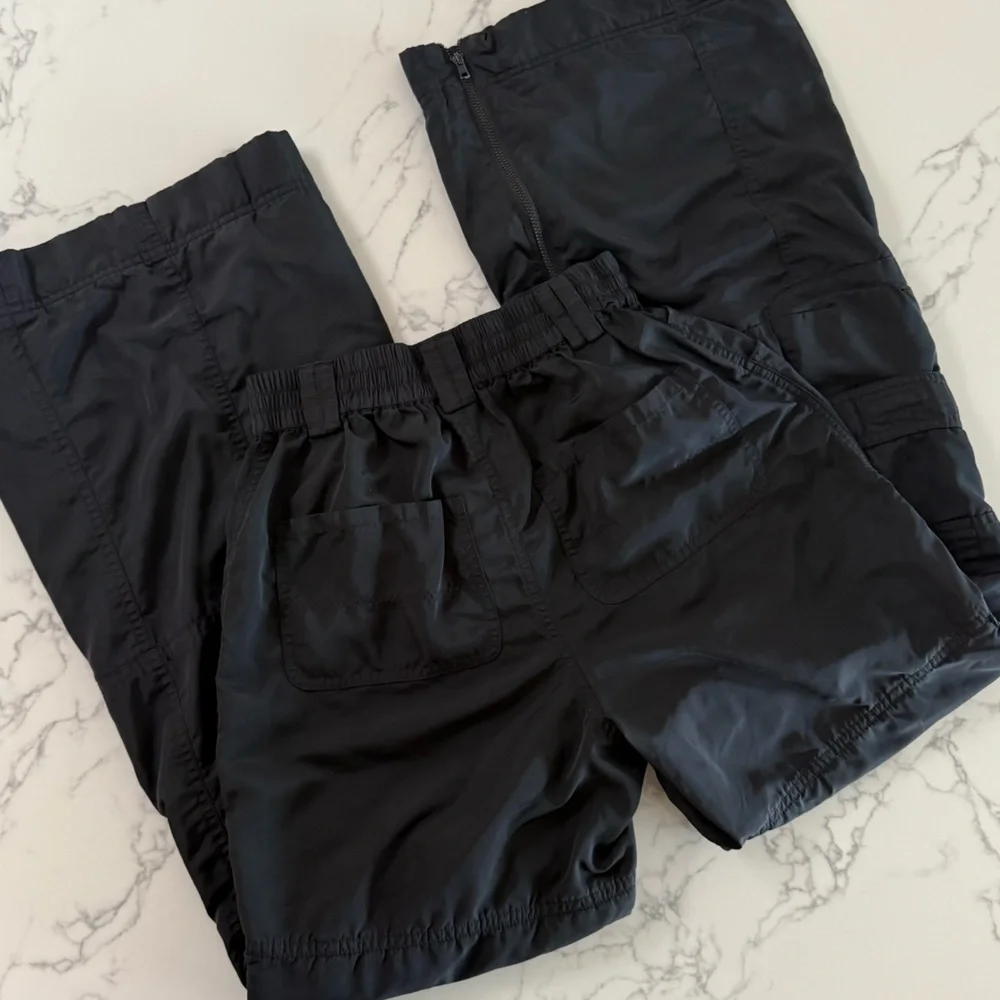 Alo Ski-Moto Puffer Pants - Black - Size XS